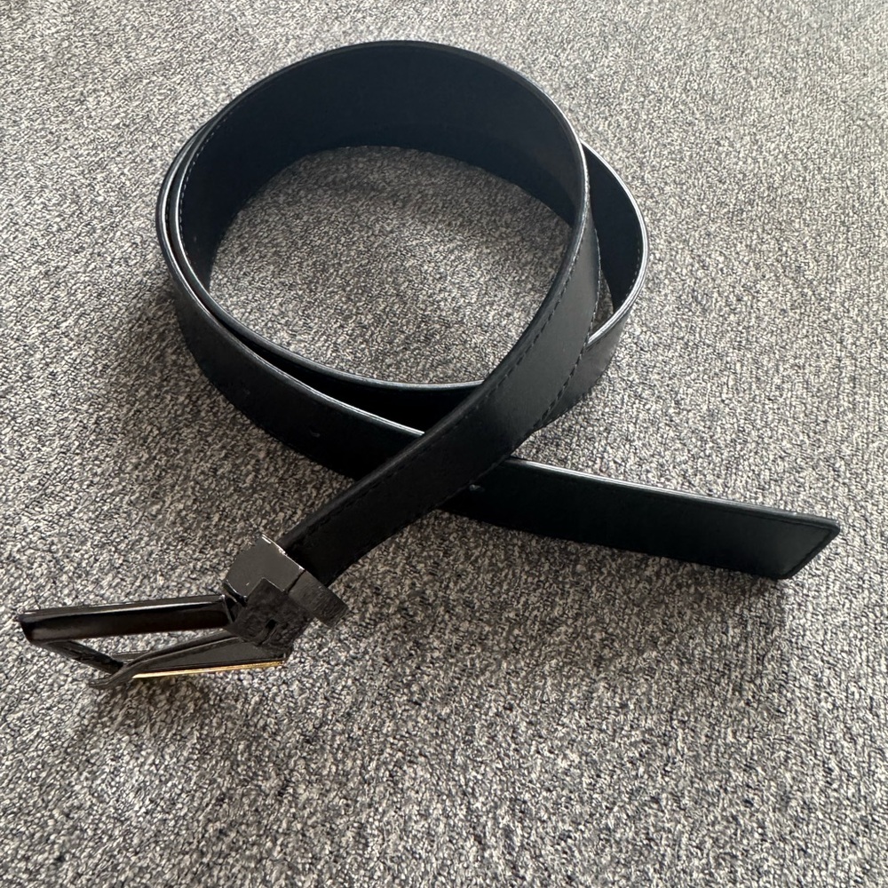 Versace Men’s Black Leather Belt